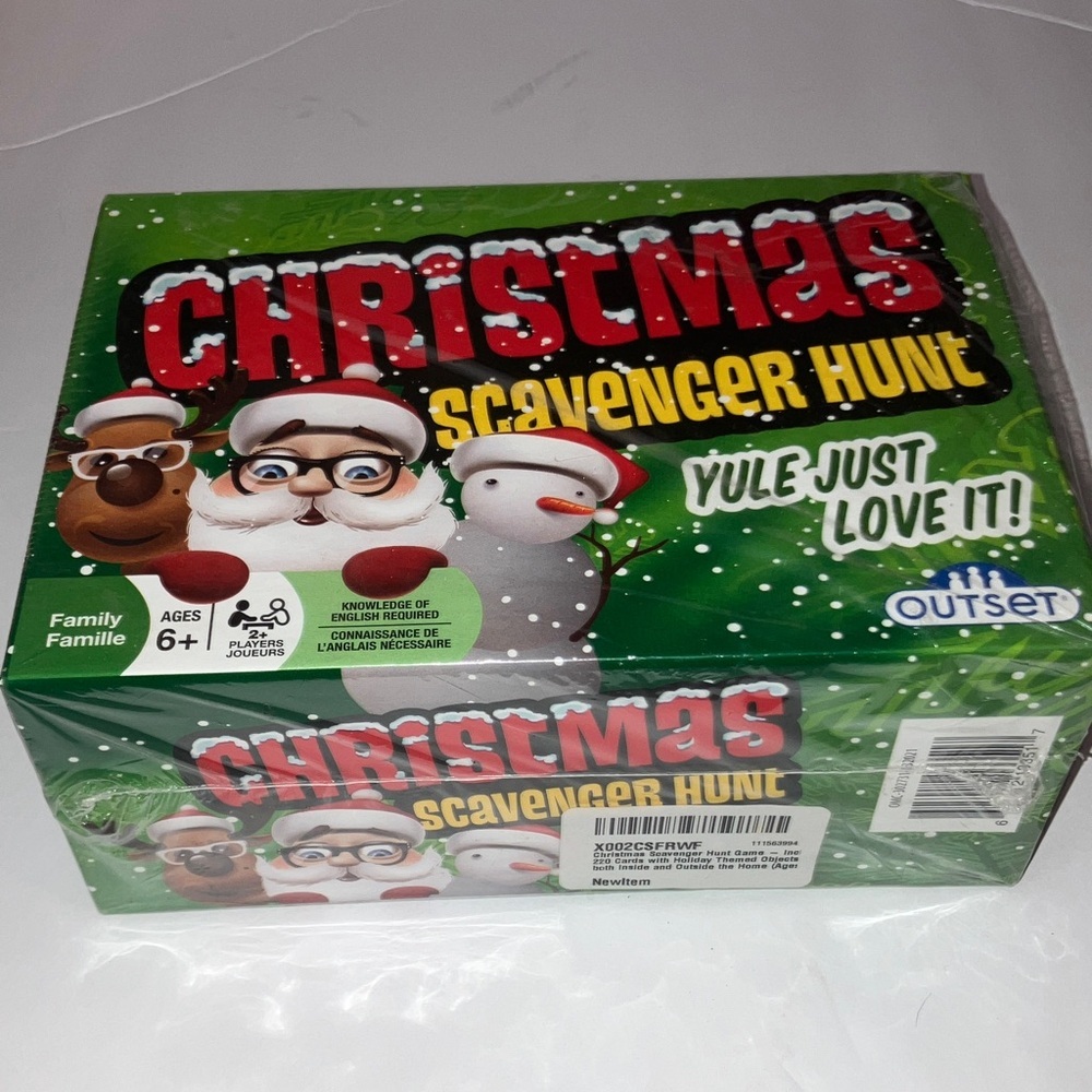 Outset Christmas Scavenger Hunt Game - Festive Green